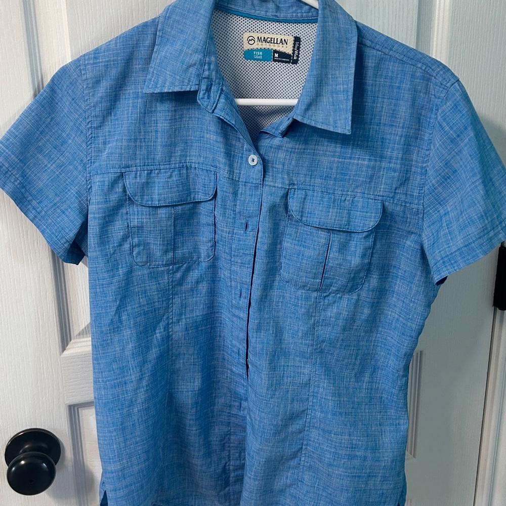 Magellan Outdoors Blue Women’s Shirt